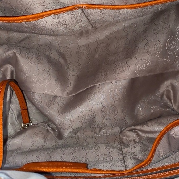 Michael Kors PYRAMID STUDDED GRAYSON Satchel - Picture 5 of 10